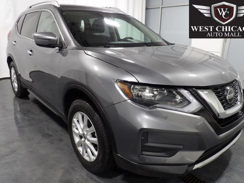 Used 2019 Nissan Rogue SV AWD/4WD image 1