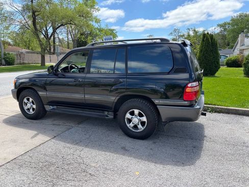 Used 2001 Toyota Land Cruiser AWD/4WD image 12