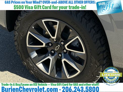 Used 2021 Chevrolet Tahoe Z71 w/ Z71 Signature Package AWD/4WD image 32