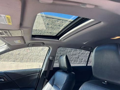 Used 2014 Honda Accord Touring image 9