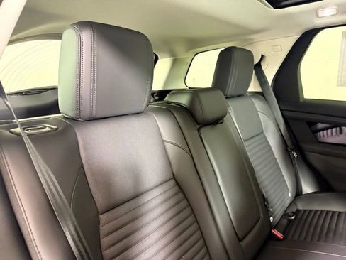 New 2025 Land Rover Discovery Sport S image 32