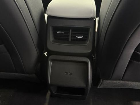 New 2025 Chevrolet Equinox EV LT FWD image 30