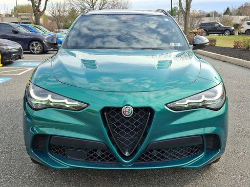 Used 2024 Alfa Romeo Stelvio Quadrifoglio AWD/4WD image 2