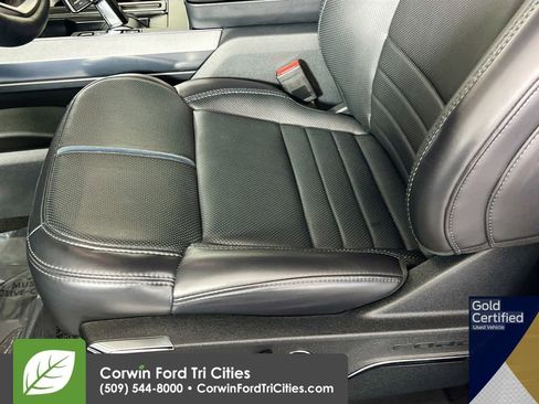 Certified 2025 Ford F150 Platinum w/ FX4 Off-Road Package AWD/4WD image 23