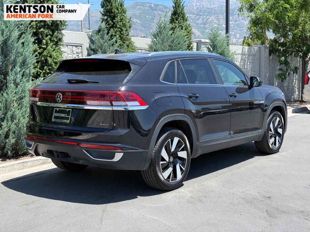 Used 2025 Volkswagen Atlas Cross Sport SE AWD/4WD image 8