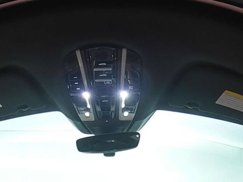 Used 2020 Porsche Panamera 4 AWD/4WD image 31
