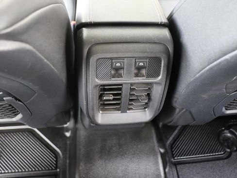 Used 2025 Ford Bronco Badlands AWD/4WD image 17