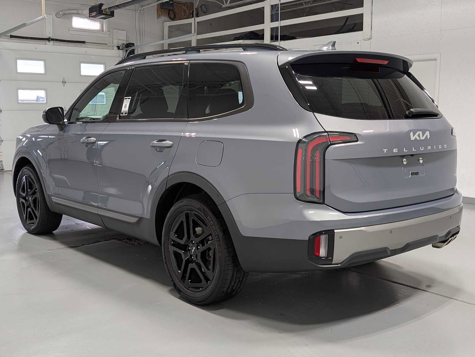 Used 2023 Kia Telluride EX X-Line AWD/4WD image 10