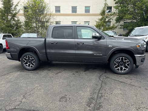 New 2026 RAM 1500 Laramie AWD/4WD image 7