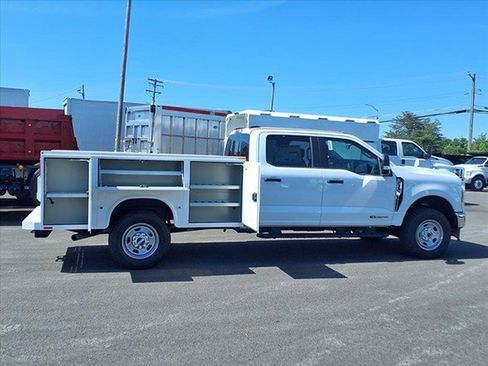 New 2026 Ford F350 XL w/ XL Chrome Package AWD/4WD image 6