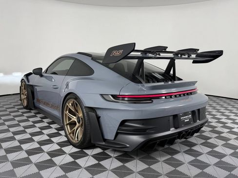 Used 2024 Porsche 911 GT3 RS RWD image 3