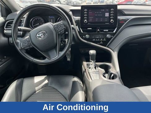 Used 2023 Toyota Camry SE FWD image 15