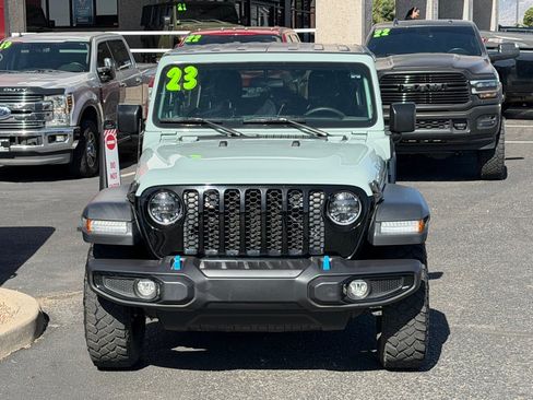 Used 2023 Jeep Wrangler Unlimited AWD/4WD image 40