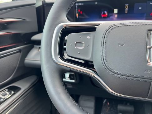 New 2026 Lincoln Nautilus Premier AWD/4WD image 8