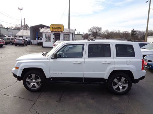 Used 2017 Jeep Patriot High Altitude image 1