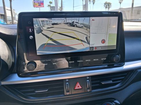 Used 2022 Kia Forte GT-Line w/ GT-Line Premium Package image 14