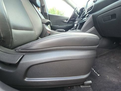 Used 2018 Hyundai Kona Limited AWD/4WD image 17