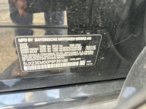 Used 2023 BMW X7 xDrive40i w/ M Sport Package image 25