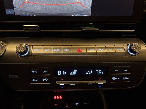 Certified 2024 Hyundai Kona SEL image 19