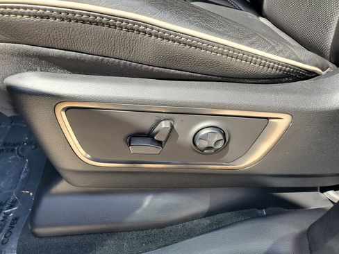 Used 2021 RAM 1500 Limited w/ Night Edition RWD image 18