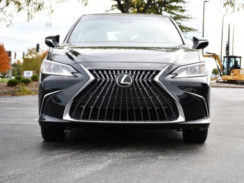 New 2025 Lexus ES 350 w/ Premium Package image 2