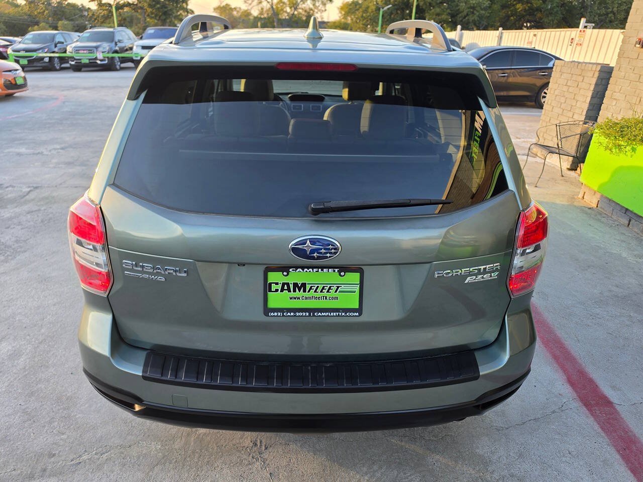 Used 2016 Subaru Forester 2.5i Limited AWD/4WD image 12