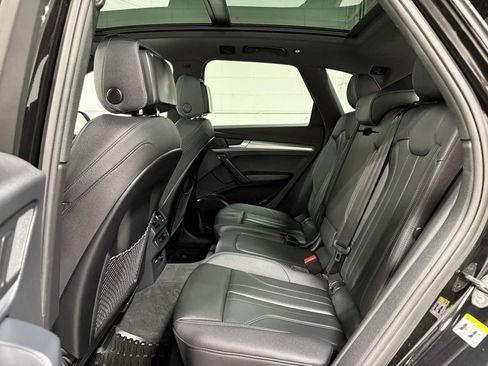 Used 2025 Audi Q5 2.0T Premium AWD/4WD image 17