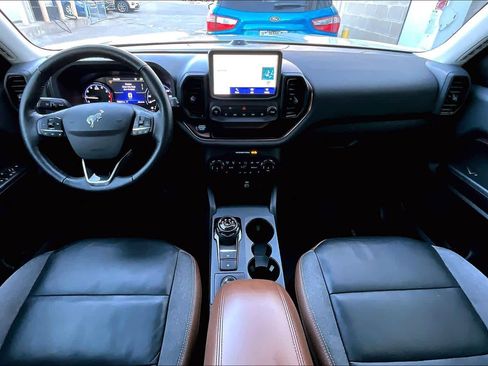 Certified 2022 Ford Bronco Sport Outer Banks w/ Tech Package image 16