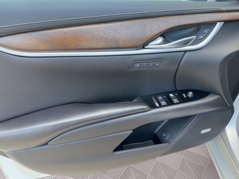 Certified 2018 Cadillac XTS Luxury AWD/4WD image 14