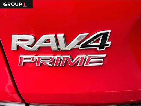 Used 2021 Toyota RAV4 SE image 30