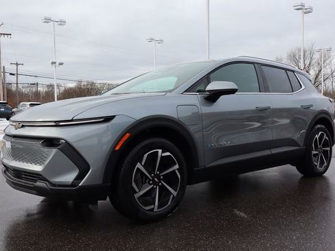 New 2026 Chevrolet Equinox EV LT image 7