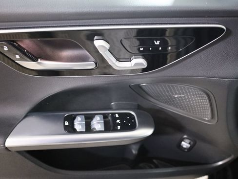 Used 2023 Mercedes-Benz C 300 4MATIC Sedan image 10