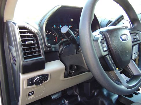 Used 2017 Ford F150 XL w/ Equipment Group 101A Mid AWD/4WD image 12