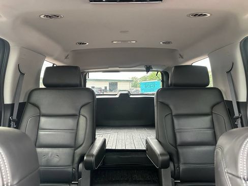 Used 2019 GMC Yukon Denali w/ Denali Ultimate Package AWD/4WD image 31