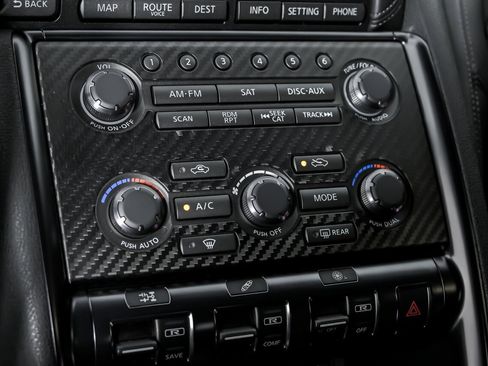 Used 2013 Nissan GT-R Black Edition image 34