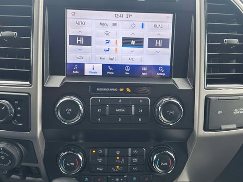 Used 2020 Ford F150 Lariat image 11