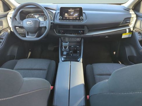 New 2026 Nissan Rogue SV image 18