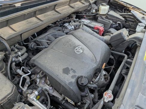 Used 2021 Toyota Highlander Limited image 44