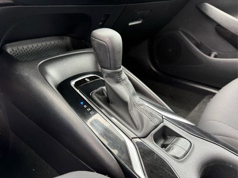 Used 2021 Toyota Corolla LE w/ Carpet Mat Package (TMS) FWD image 25