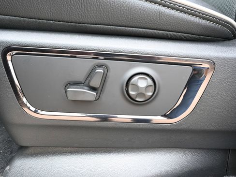 New 2026 RAM 1500 Limited AWD/4WD image 8