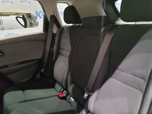 Used 2023 Nissan Rogue S AWD/4WD image 16