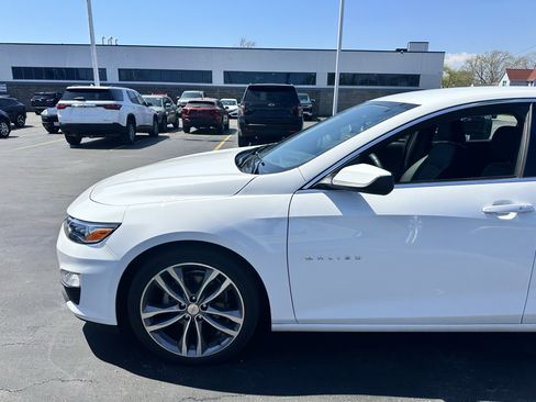 Used 2023 Chevrolet Malibu LT w/ Driver Confidence Package FWD image 4