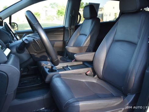 Used 2018 Honda Odyssey EX-L image 11