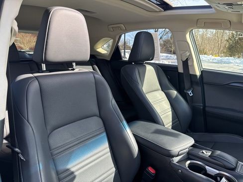 Used 2016 Lexus NX 200t 200t image 36