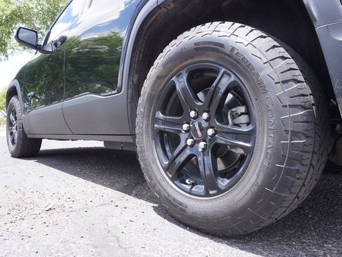 Certified 2023 GMC Acadia AT4 w/ Technology Package AWD/4WD image 6