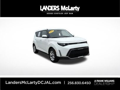 Used 2025 Kia Soul LX w/ LX Technology Package