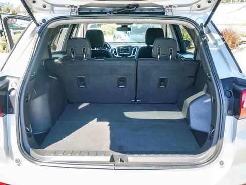Used 2020 Chevrolet Equinox LT FWD image 25