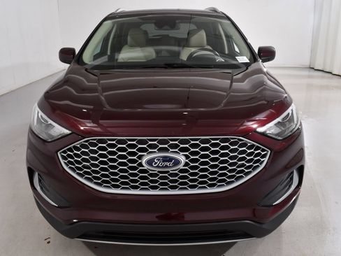 Used 2023 Ford Edge SEL AWD/4WD image 3