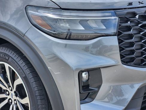 New 2026 Ford Explorer ST-Line w/ Premium Package RWD image 6