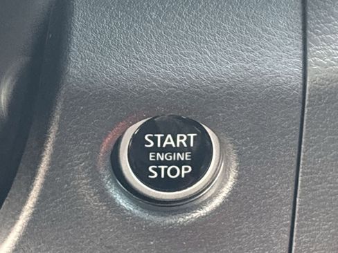 Used 2023 Nissan Frontier Pro-X w/ Pro-X Premium Package image 26